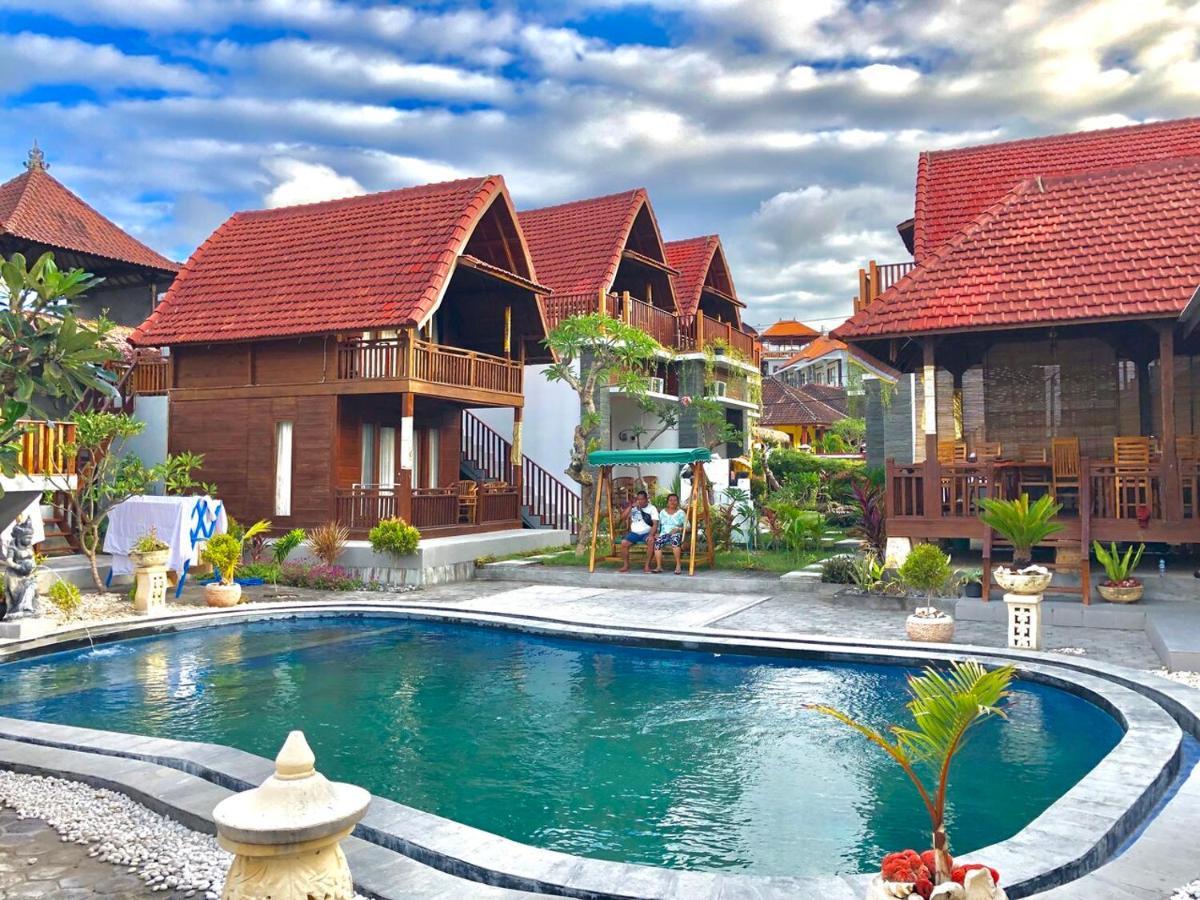 Ayu Laba Beach Villa And Resto Batununggul Ngoại thất bức ảnh