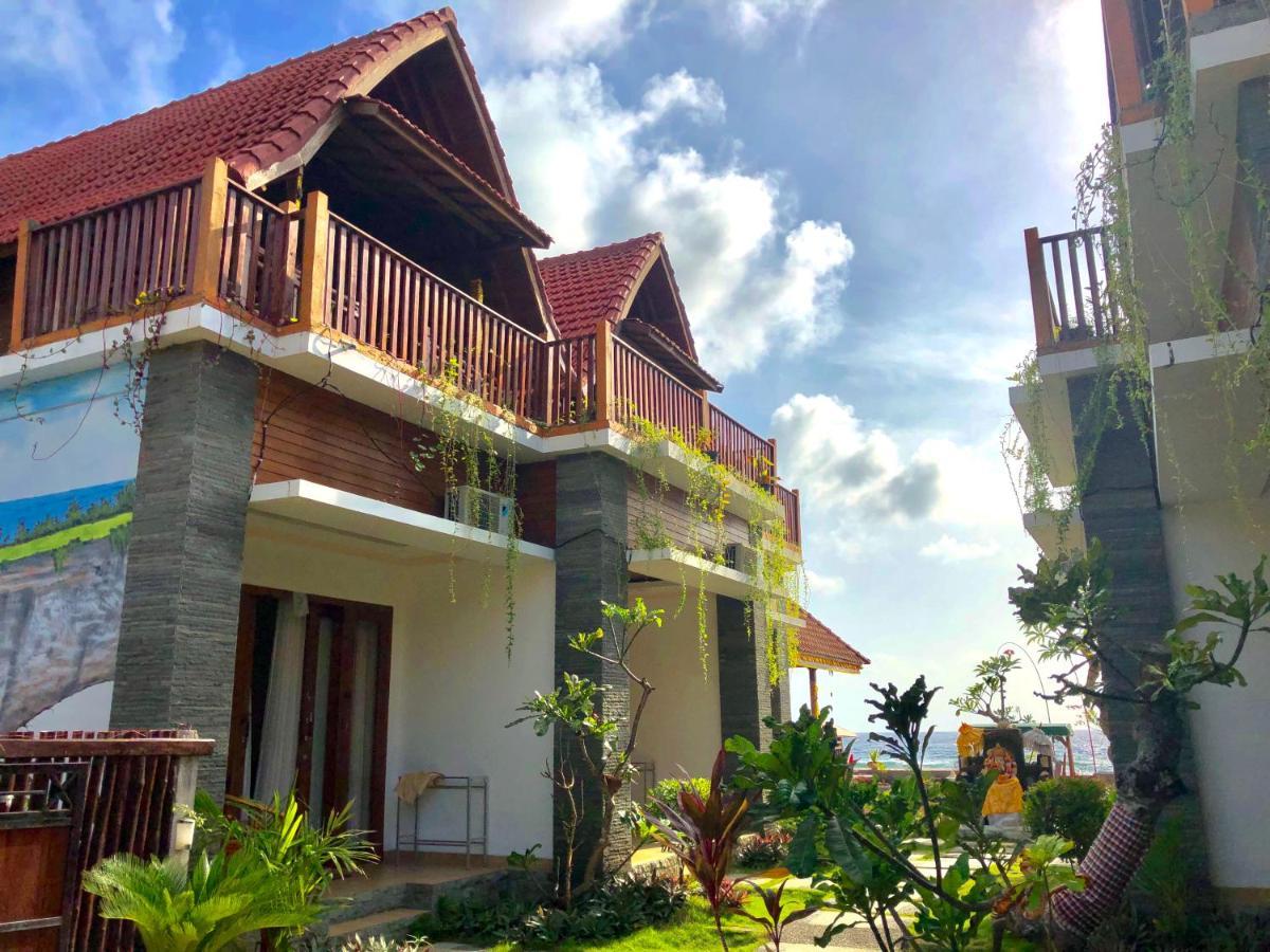 Ayu Laba Beach Villa And Resto Batununggul Ngoại thất bức ảnh